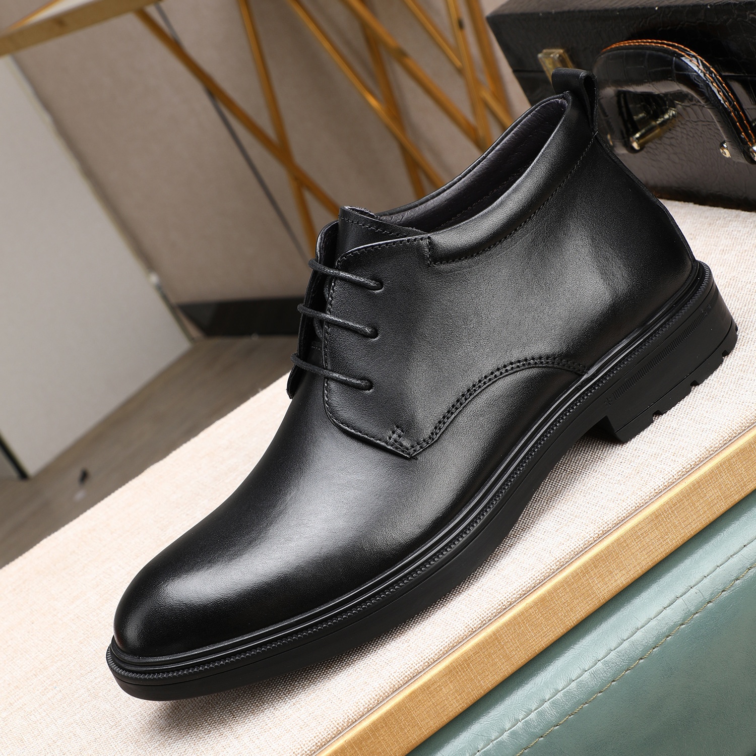 ShoeVault ShoeVault High-top Buine 2025 Autunno Inverno Nuovo Originale Lacci Tacco Basso Scarpe da Lavoro Professionali Comode da Uomo in Pelle_voghion.com