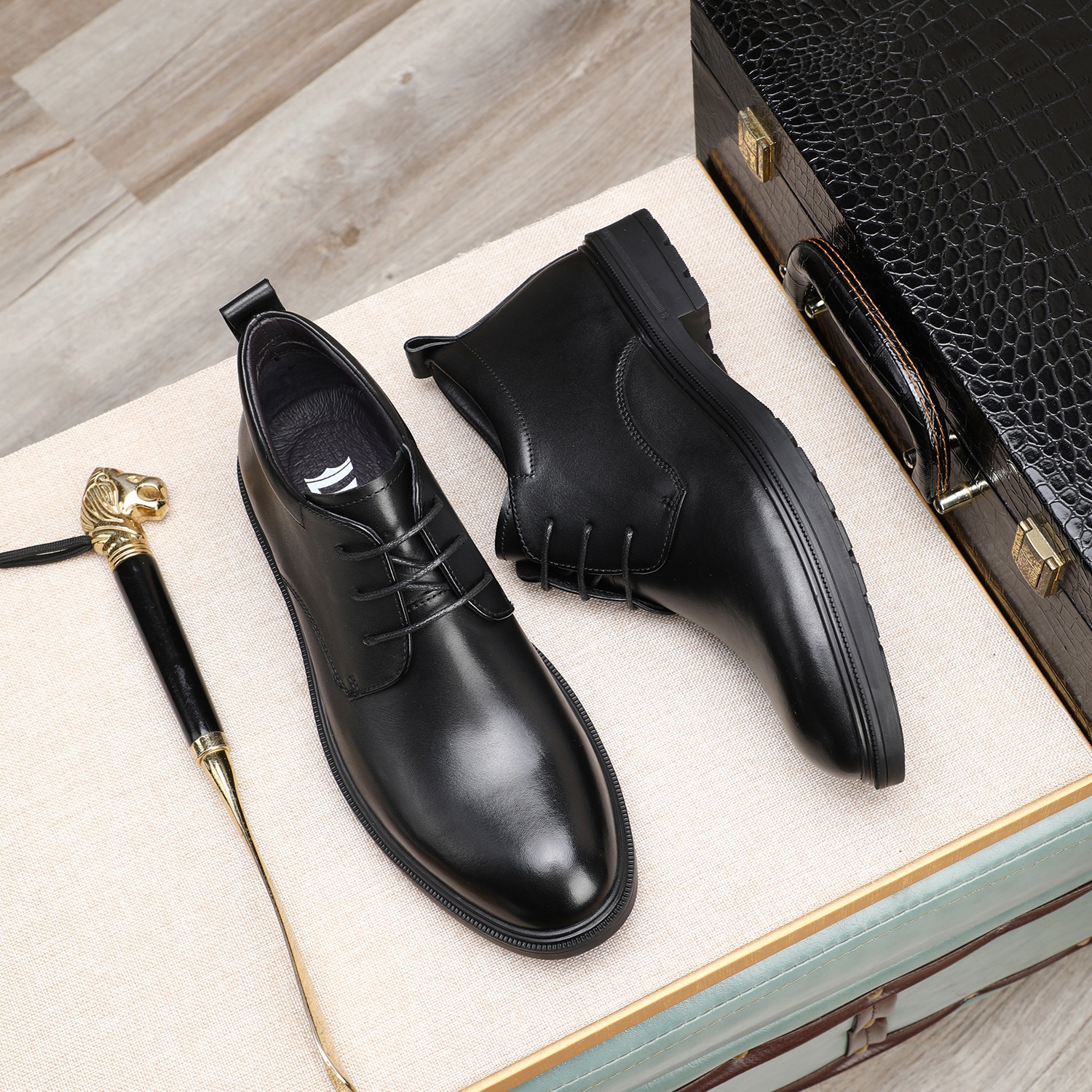 ShoeVault ShoeVault High-top Buine 2025 Autunno Inverno Nuovo Originale Lacci Tacco Basso Scarpe da Lavoro Professionali Comode da Uomo in Pelle_voghion.com