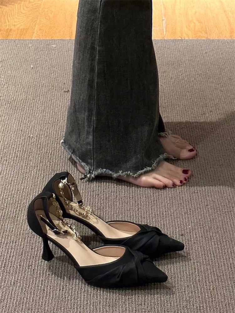 Scarpe col tacco alto nere ShoeVault per donne di 18 anni, cerimonia di passaggio alla maggiore età, design Sense Niche, punta a punta, cinturino in perle, singolo e sottile_voghion.com