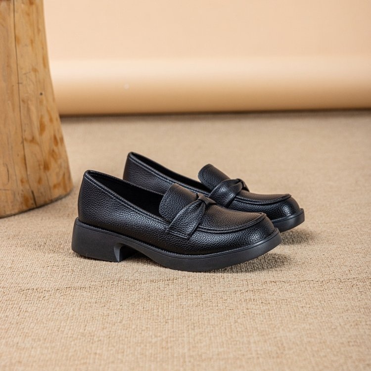 ShoeVault Mocassini con suola morbida, scarpe basse versatili in pelle antiscivolo con tacco basso, autunno 2025,_voghion.com