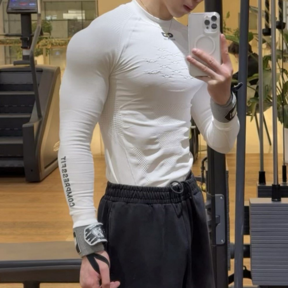 001 Herren Schnelltrocknende Skijacke Winter Outdoor Radfahren Laufen Bergsteigen Sport Funktionelle Kompressions-Baselayer_voghion.com