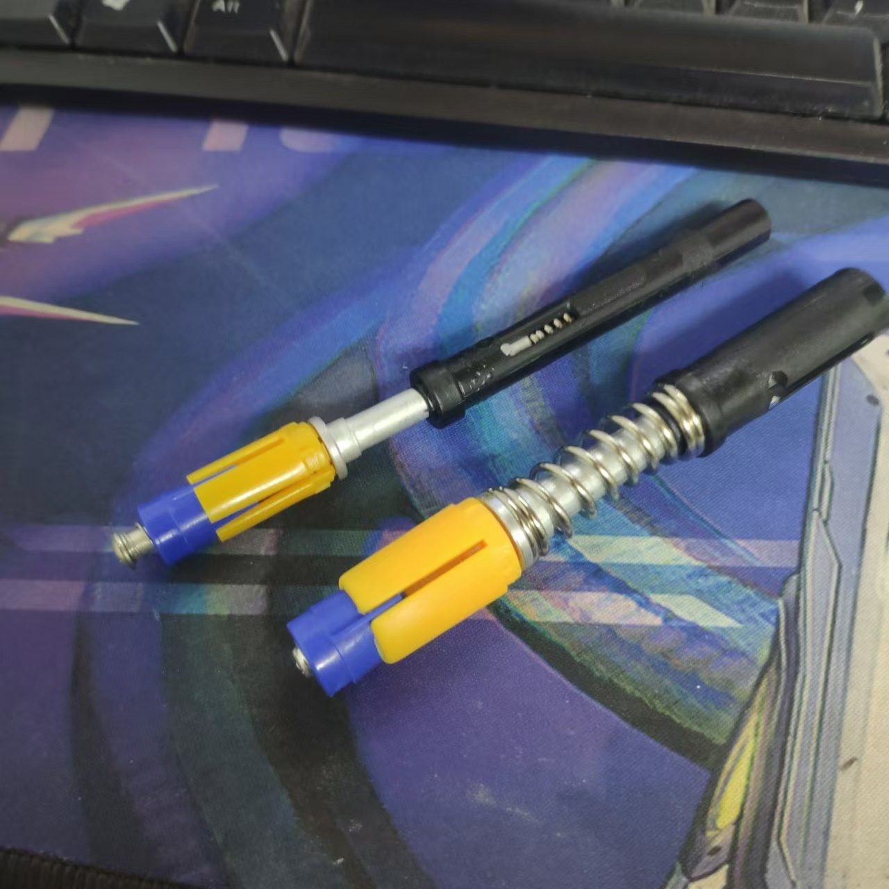 001 Trekking Pole Accessories Head Shock Absorption System Outdoor Hiking Black White With Yellow And Blue Expansion Series_voghion.com