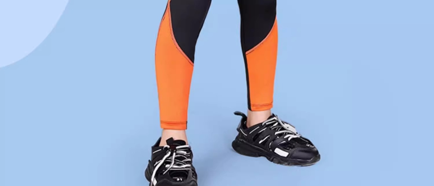 Conjunto de treino infantil de compressão Warrior 001 para outono e inverno, ideal para basquetebol e futebol. Secagem rápida._voghion.com