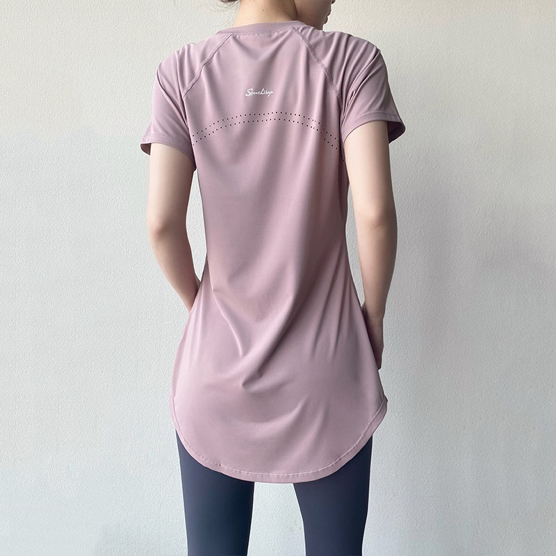 T-shirt de yoga 001 à manches courtes, idéal pour l'été. Coupe mi-longue couvrant les hanches, amincissant, séchage rapide et respirant. Parfait pour le sport et le fitness._voghion.com