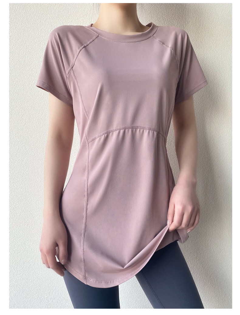 T-shirt de yoga 001 à manches courtes, idéal pour l'été. Coupe mi-longue couvrant les hanches, amincissant, séchage rapide et respirant. Parfait pour le sport et le fitness._voghion.com