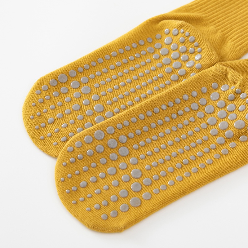 Chaussettes de sport pour femmes, mi-mollet, antidérapantes, pour le yoga et le Pilates, couleur unie, idéales pour la danse et le fitness. Disponibles en gros._voghion.com