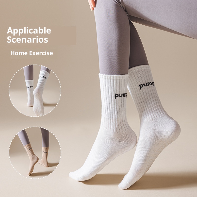 Chaussettes de sport professionnelles pour le yoga et le Pilates en salle, mi-mollet, confortables et antidérapantes, idéales pour le Pilates et le yoga en intérieur._voghion.com