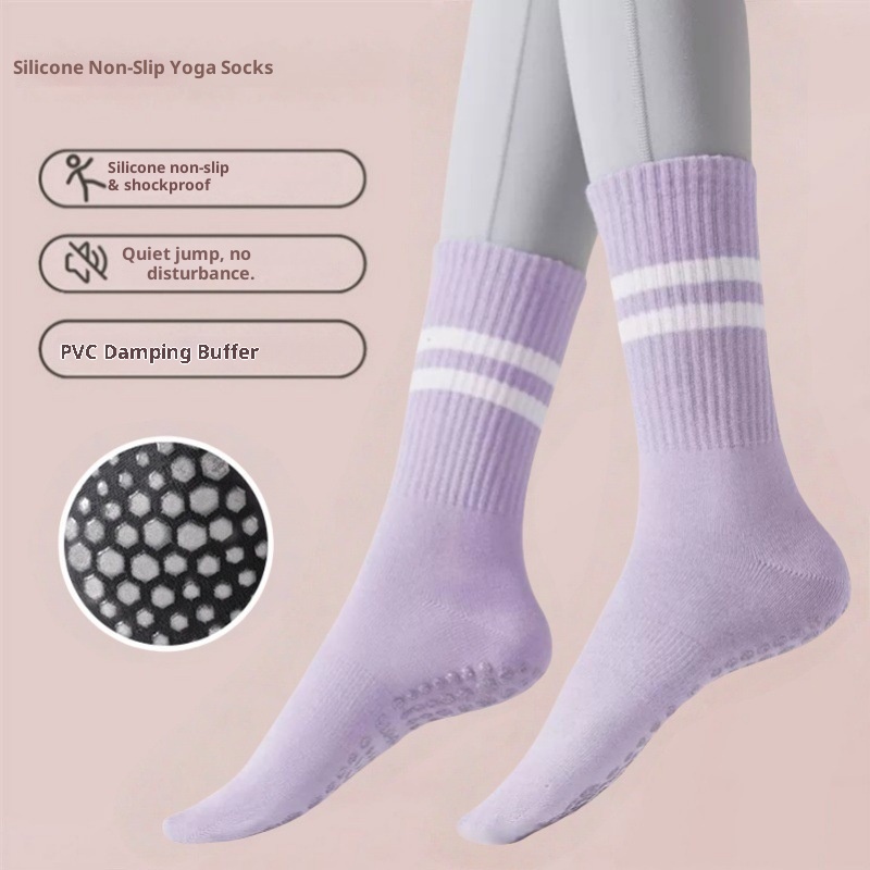 Chaussettes de yoga mi-mollet confortables pour femmes, idéales pour le printemps et l'été, en silicone anti-odeurs et anti-friction, parfaites pour le fitness en intérieur et le Pilates._voghion.com
