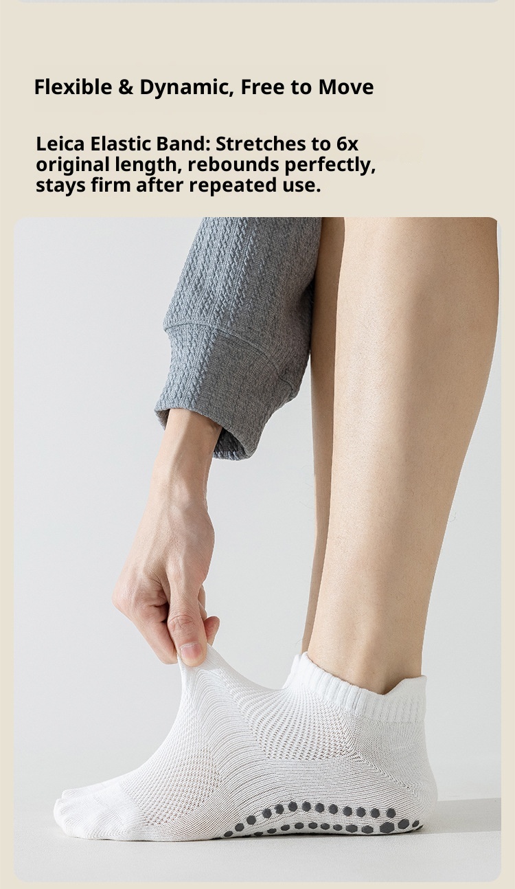 001 Yoga Men Professional Non-Slip Pilates Seamless Short Running Solid Color Cotton Yarn Sports Floor Socks_voghion.com