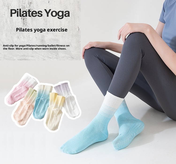 Chaussettes de yoga mi-mollet en coton peigné antidérapant en silicone pour femmes, idéales pour le Pilates, le fitness et la danse (vente en gros)._voghion.com
