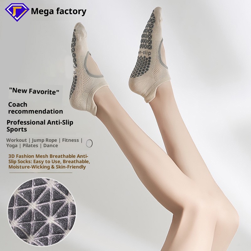 001 2025 Nouvelles chaussettes de sport antidérapantes pour femmes, idéales pour le yoga, le pilates et le Pilates, en silicone, pour l'automne et l'hiver. Vente en gros._voghion.com