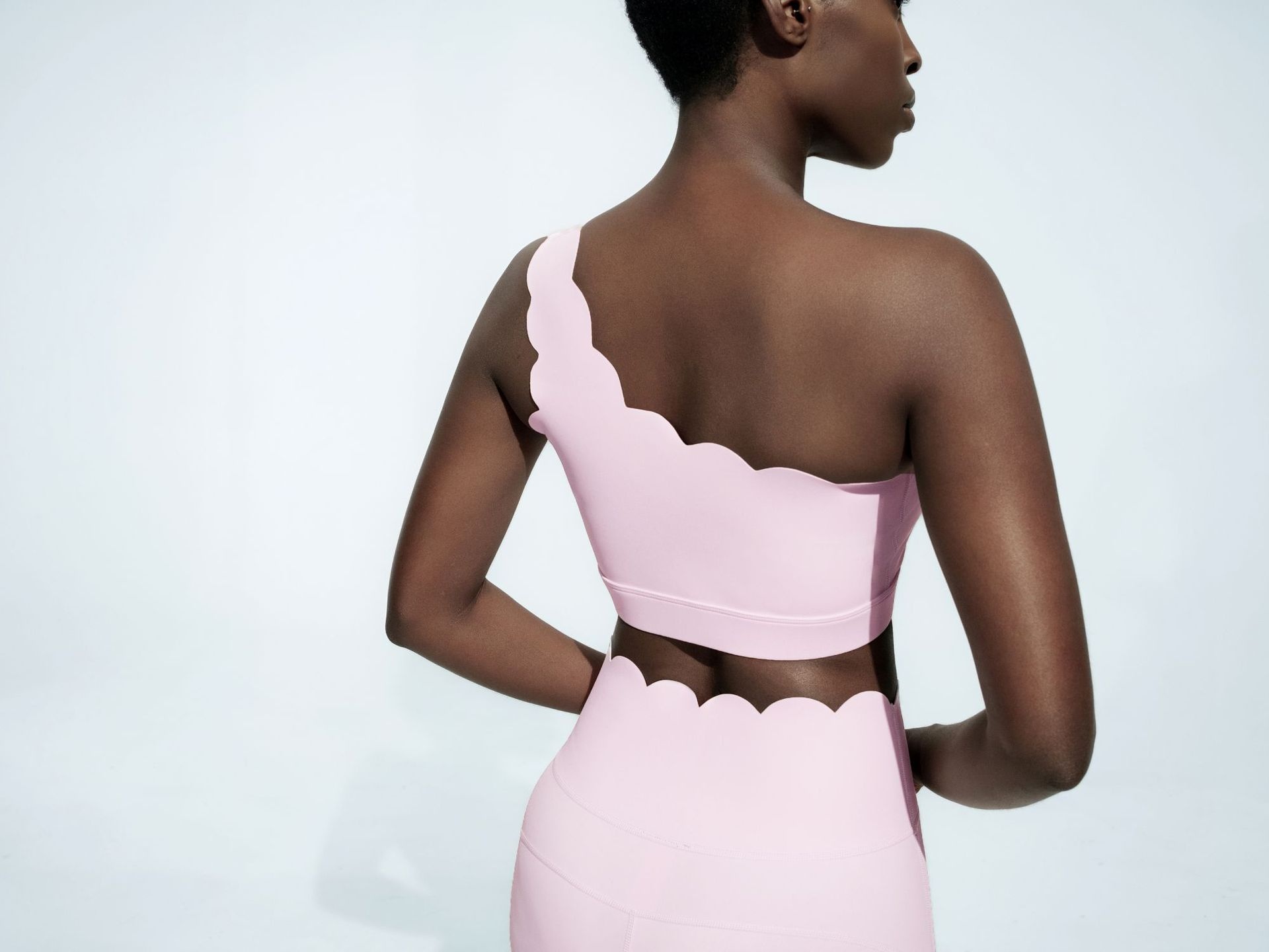 001 Schulterfreies Spitzentop, schweißableitend, eng anliegend, atmungsaktiv, angenehmes Tragegefühl, dünn, ideal für Sport, Outdoor, Fitness und Yoga_voghion.com