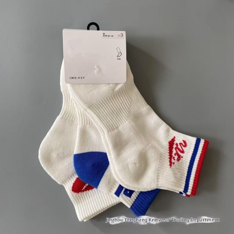 001 Nuovo Suwan Nakesite Asciugamano a metà polpaccio per uomo e donna Coppie Stile College Trend Calzini da corsa e yoga_voghion.com