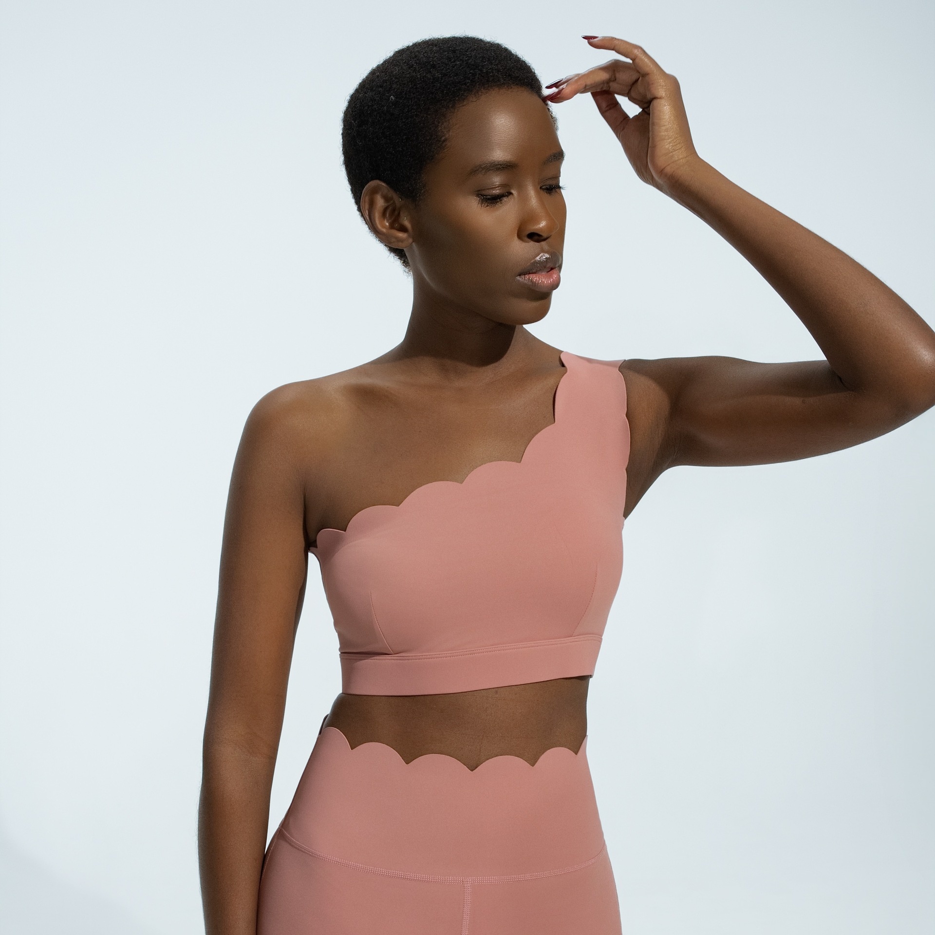 001 Schulterfreies Spitzentop, schweißableitend, eng anliegend, atmungsaktiv, angenehmes Tragegefühl, dünn, ideal für Sport, Outdoor, Fitness und Yoga_voghion.com