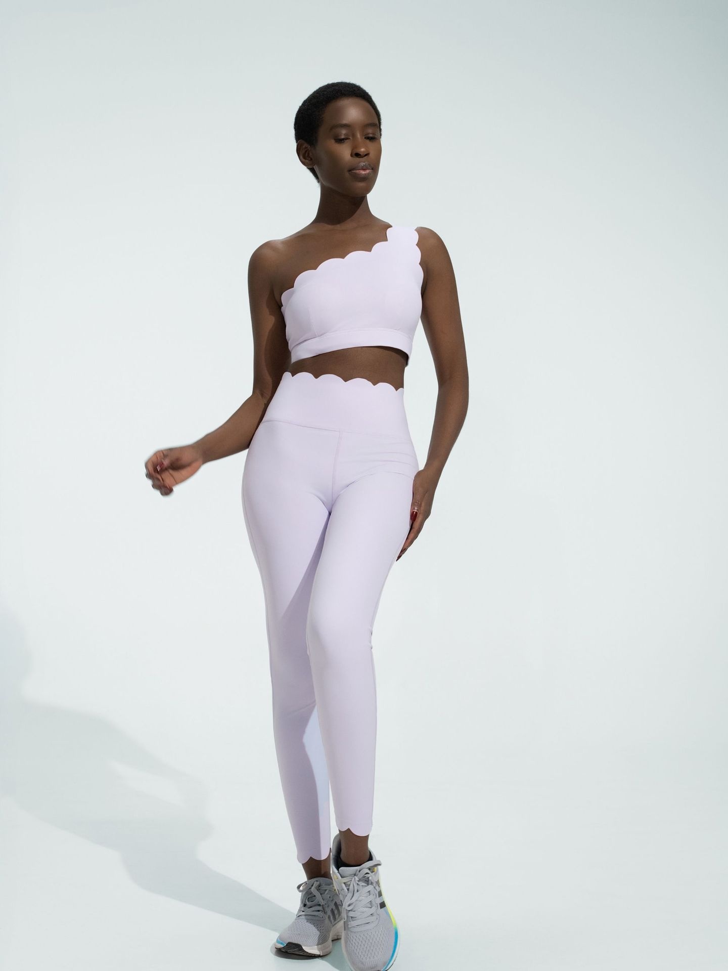 001 Schulterfreies Spitzentop, schweißableitend, eng anliegend, atmungsaktiv, angenehmes Tragegefühl, dünn, ideal für Sport, Outdoor, Fitness und Yoga_voghion.com