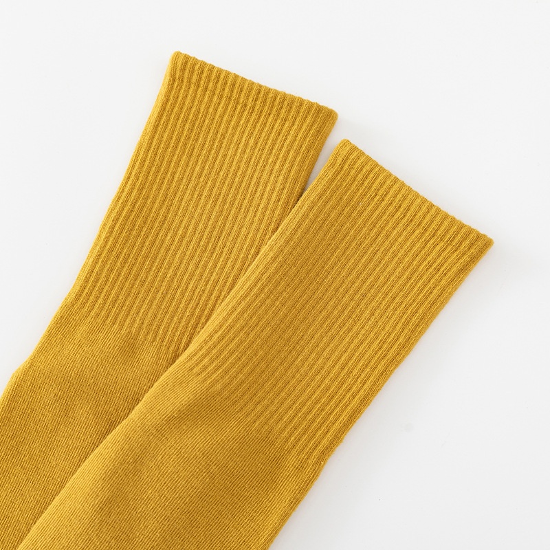 Chaussettes de sport pour femmes, mi-mollet, antidérapantes, pour le yoga et le Pilates, couleur unie, idéales pour la danse et le fitness. Disponibles en gros._voghion.com