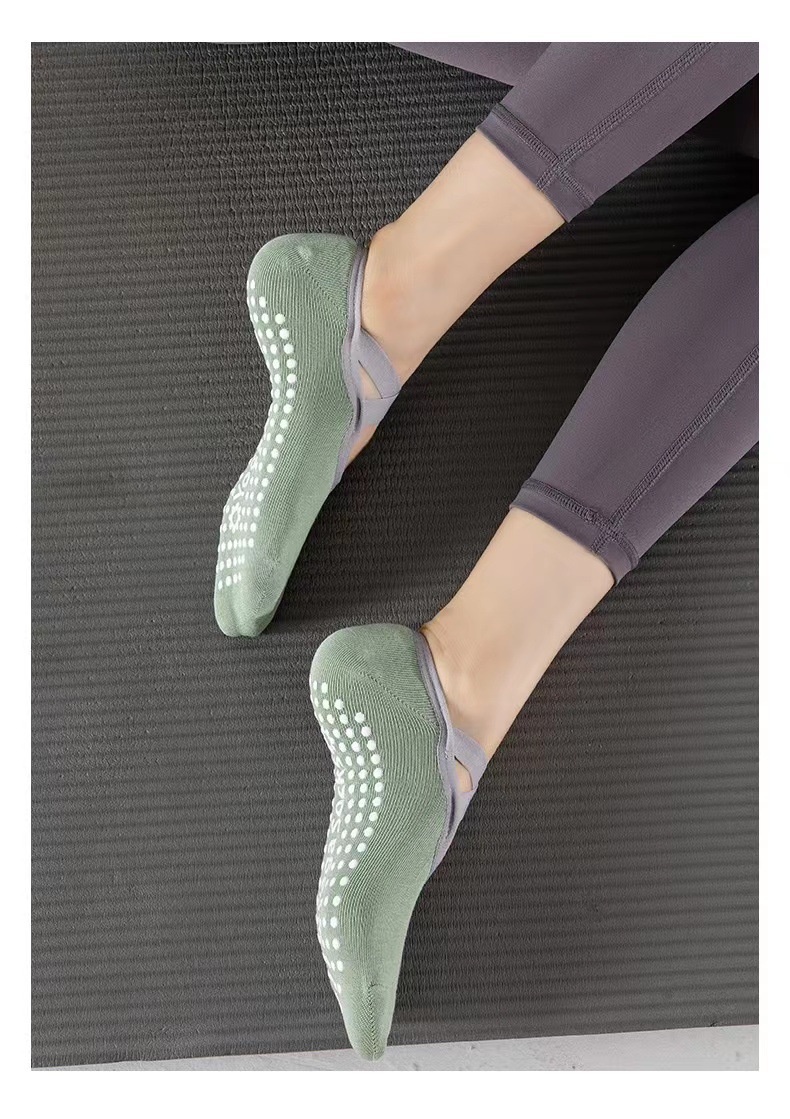 001 Non-Slip Silicone Yoga Socks With Adhesive Straps For Fitness, Dance, Running, Pilates, Indoor Floor, And Trampoline_voghion.com