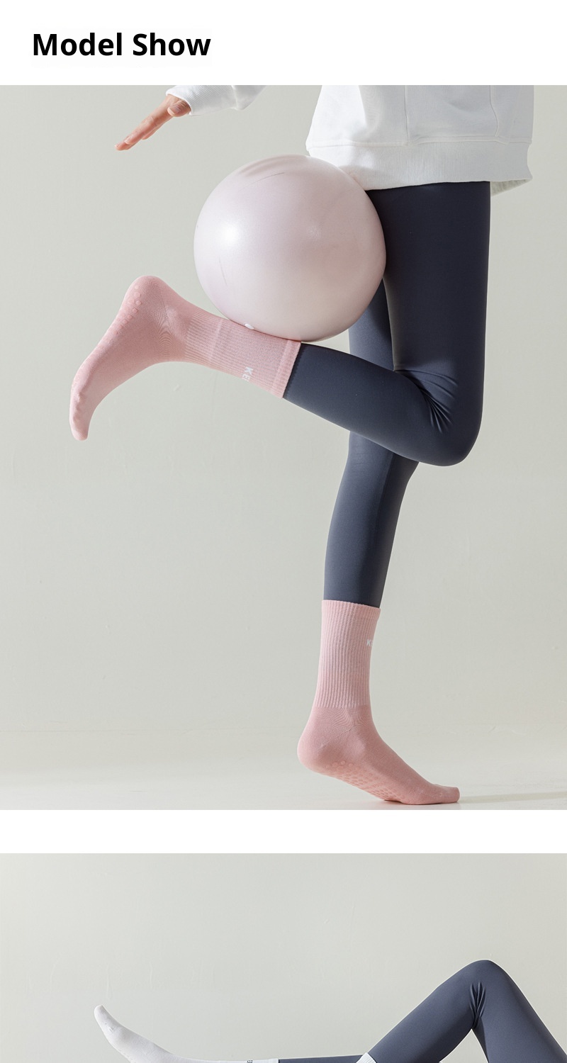 001 001 Yoga Non-Slip Professional Mid-Calf Pressure Pilates Fitness Dance Sports Anti-Pilling Cotton Socks Women_voghion.com