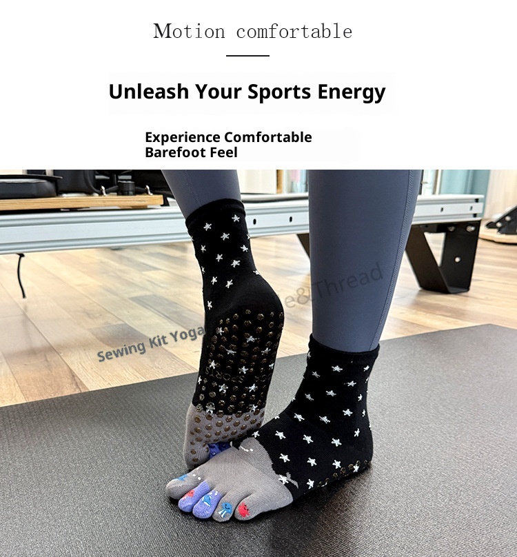 001 Calzini da yoga in cotone a cinque dita per donna, a metà polpaccio, autunno e inverno, nuovi separatori dita in gomma stampati con cartoni animati sportivi_voghion.com