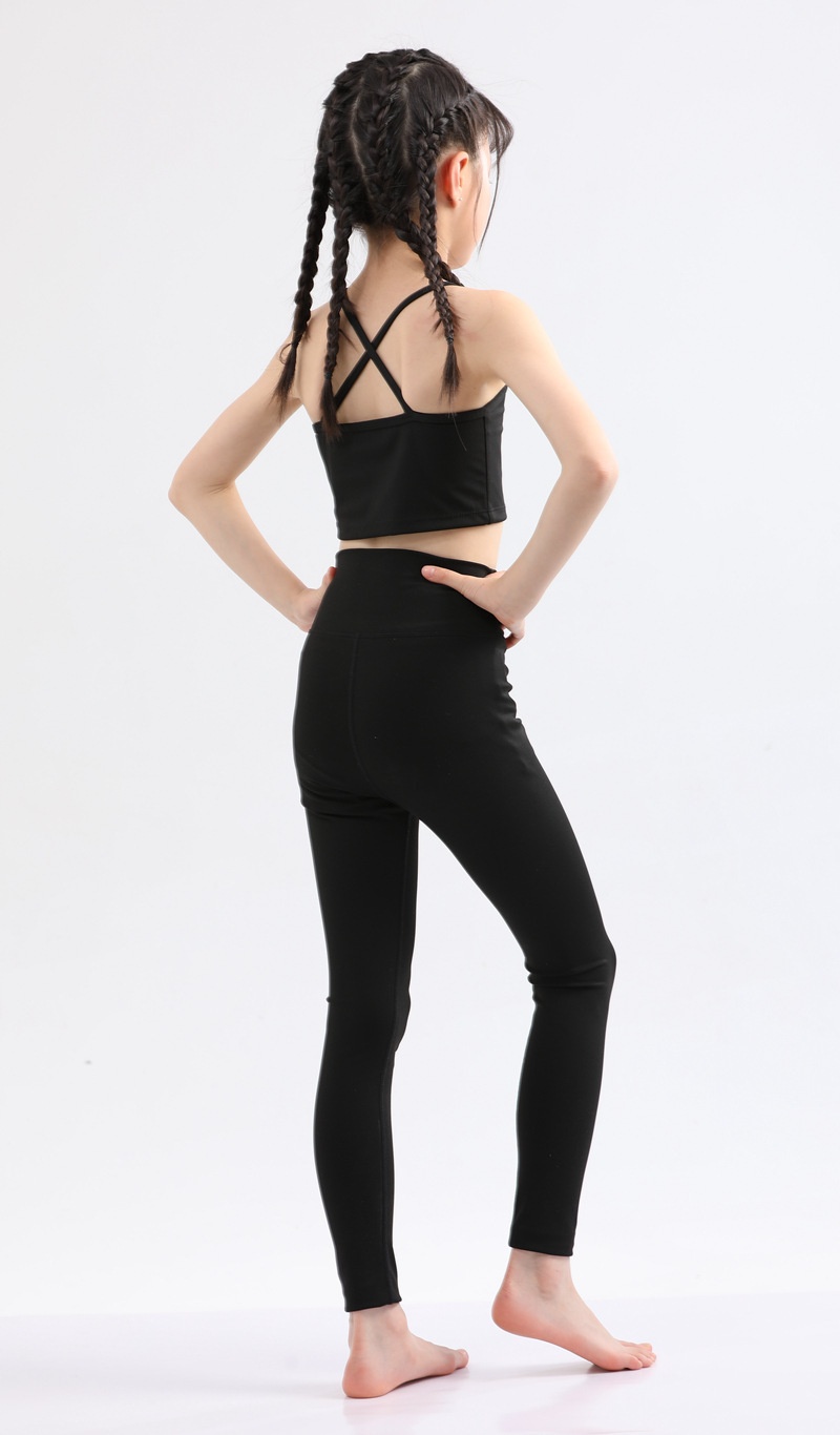 001 Hochwertiges Nylon-Yoga-Outfit für Mädchen – federleichter Tragekomfort, schnelltrocknendes Sporttop, Baselayer_voghion.com