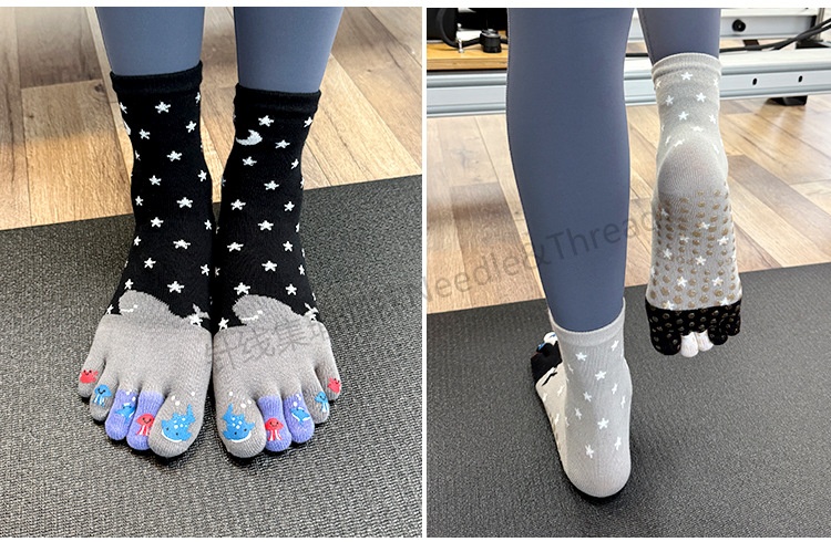 001 Calzini da yoga in cotone a cinque dita per donna, a metà polpaccio, autunno e inverno, nuovi separatori dita in gomma stampati con cartoni animati sportivi_voghion.com
