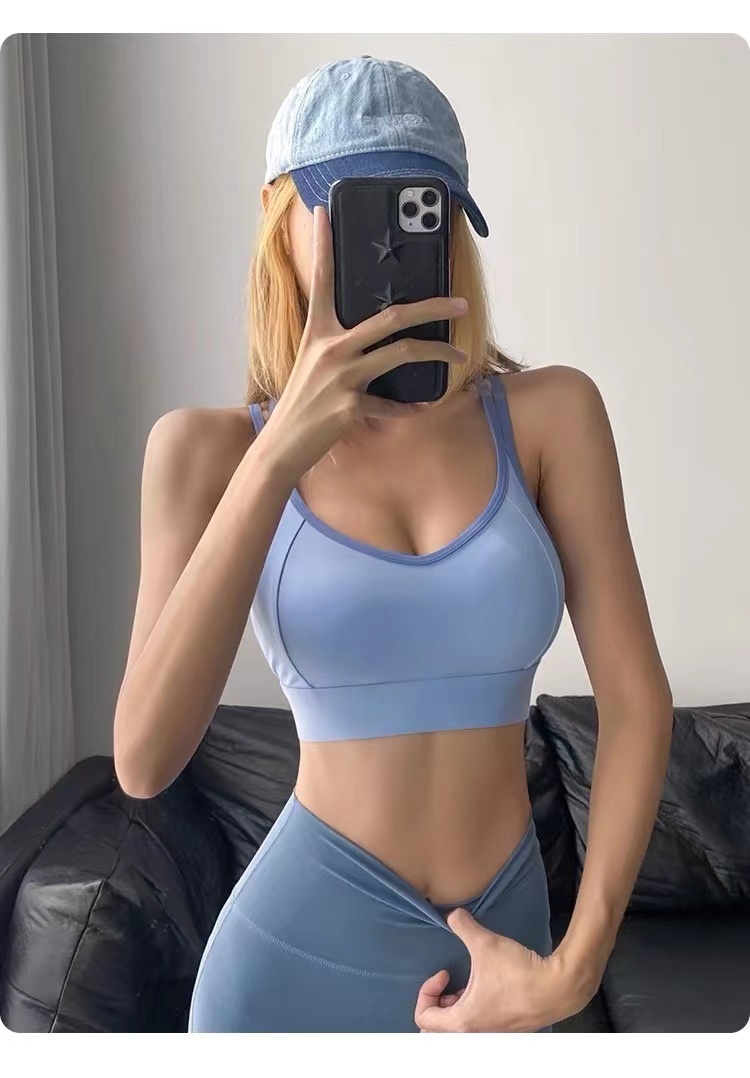 Top deportivo push-up para mujer, resistente a impactos, ideal para correr, entrenar y hacer ejercicio. Diseño de espalda de una pieza tipo top tipo sujetador deportivo para yoga._voghion.com