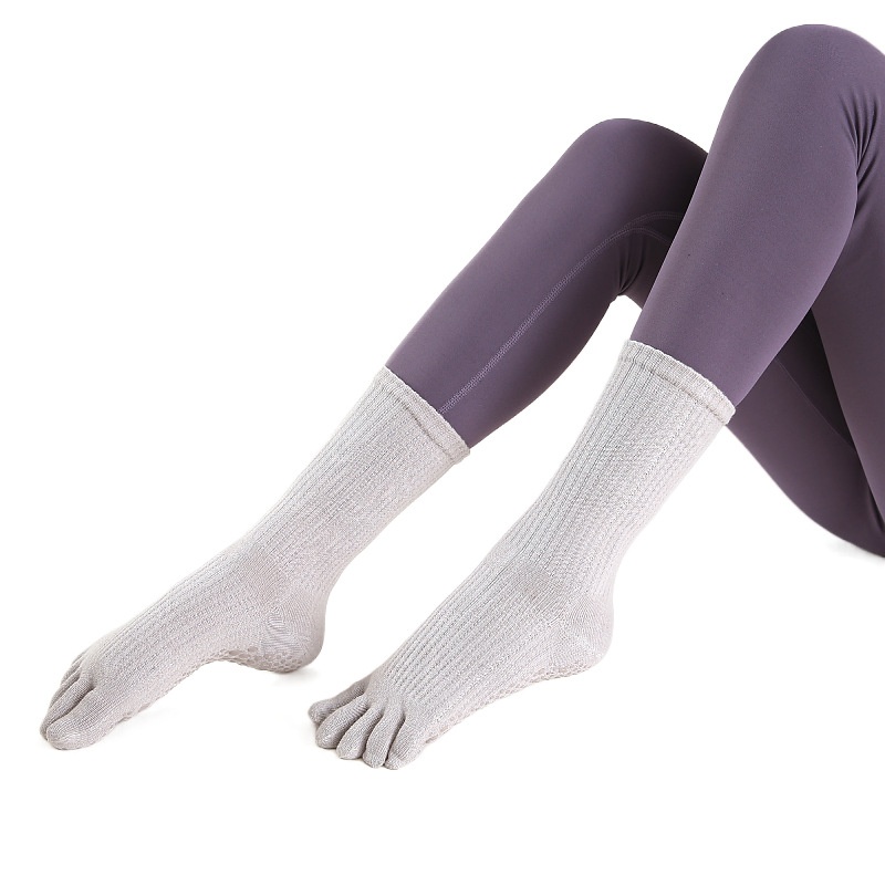 001 Professionelle, rutschfeste, mittelhohe Baumwoll-Sportsocken für Damen mit fünf Zehen, ideal für Yoga und Yoga._voghion.com