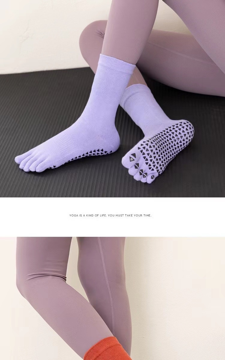 Chaussettes de yoga professionnelles antidérapantes automne-hiver pour femmes, longues et tubulaires, à cinq doigts, pour le fitness et la danse en intérieur._voghion.com