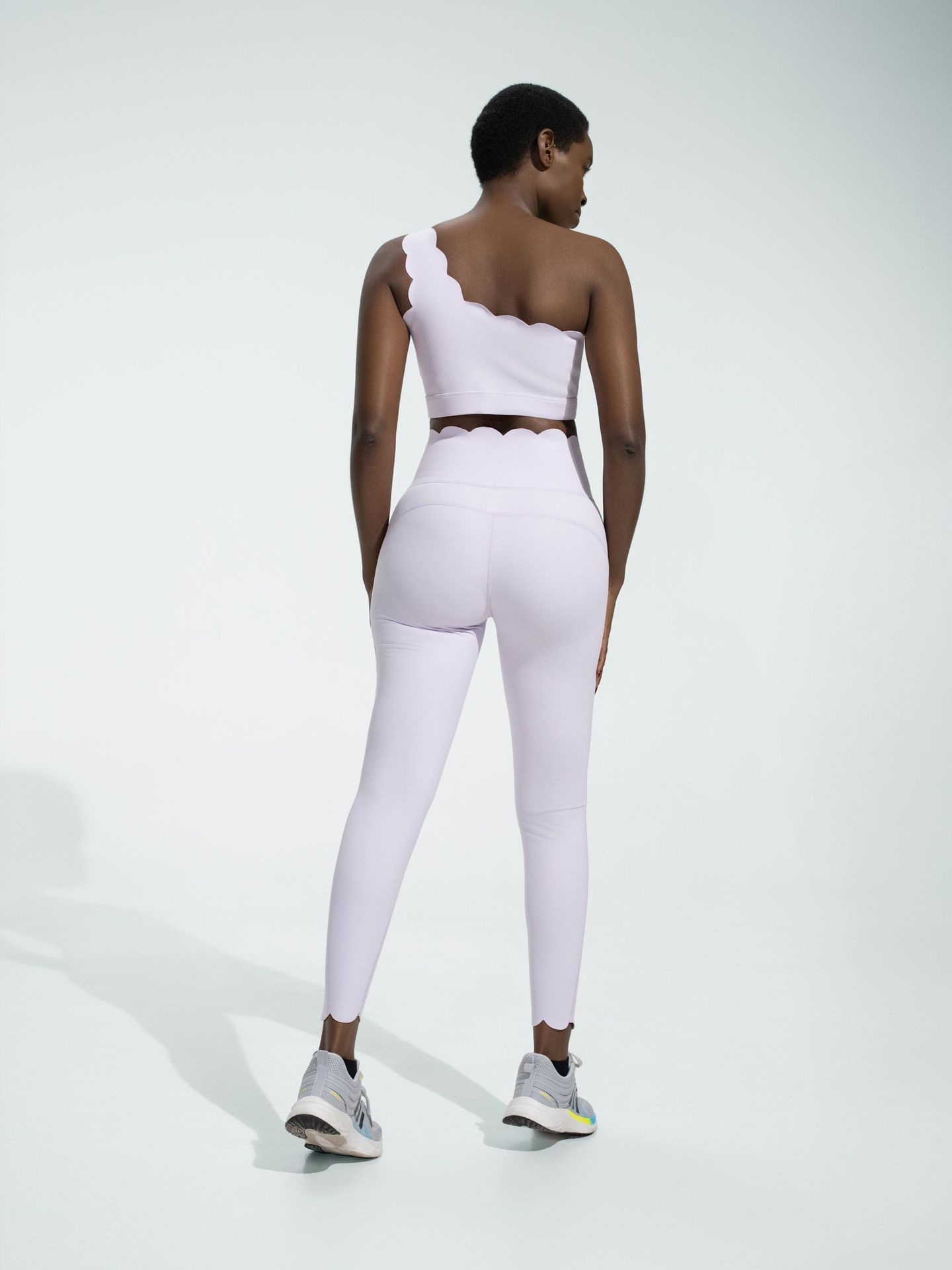 001 Schulterfreies Spitzentop, schweißableitend, eng anliegend, atmungsaktiv, angenehmes Tragegefühl, dünn, ideal für Sport, Outdoor, Fitness und Yoga_voghion.com