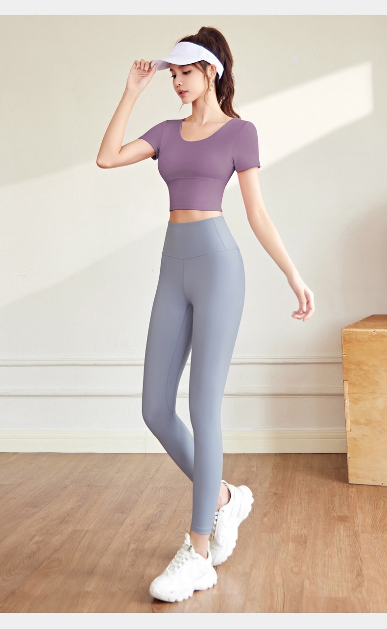 001 Juyitang Beauty Back Clothing Slimming Sports Top Naked Feel With Chest Pad Yoga Set Women_voghion.com