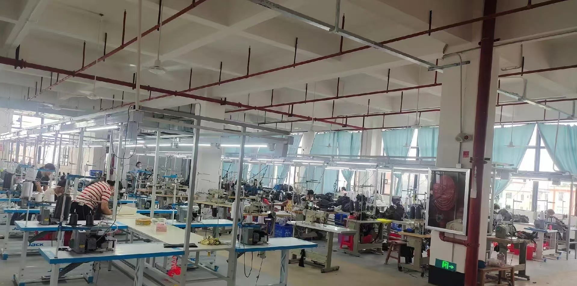 001 Disponibile Lulu Stesso Stile Giacca a Maniche Lunghe DF Set con Pantaloni a Nove Punti Slim Fit Abbigliamento Sportivo Yoga_voghion.com