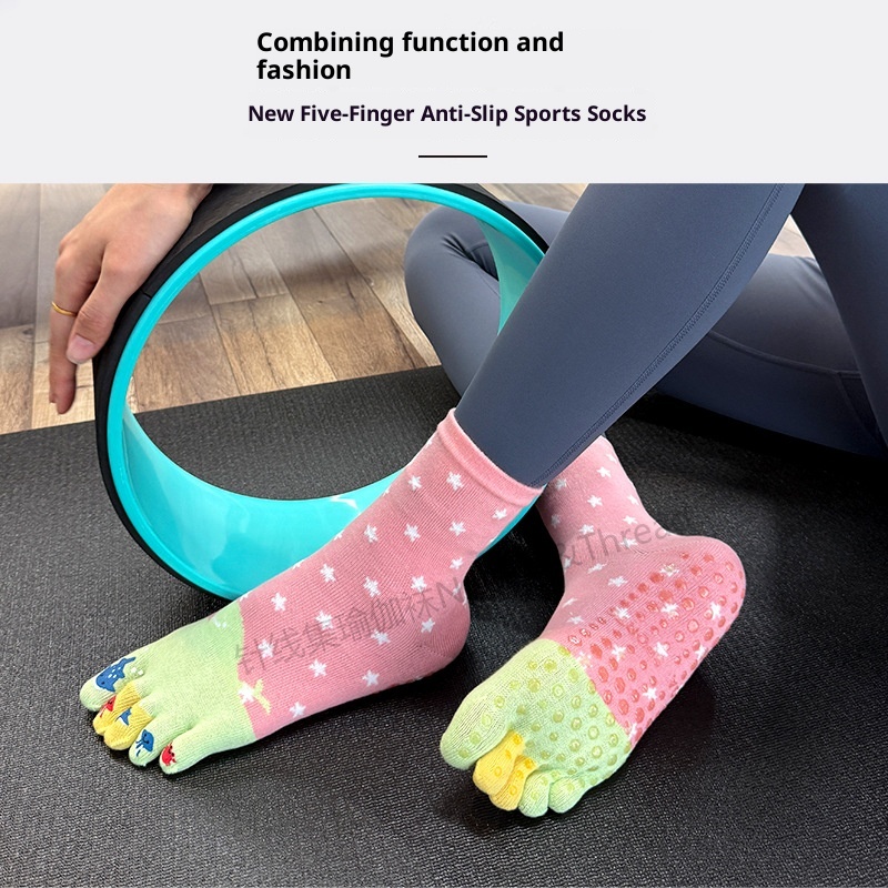 001 Calzini da yoga in cotone a cinque dita per donna, a metà polpaccio, autunno e inverno, nuovi separatori dita in gomma stampati con cartoni animati sportivi_voghion.com