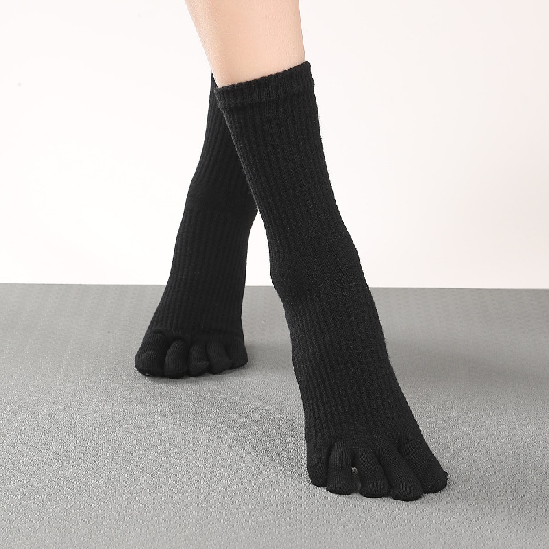 001 Professionelle, rutschfeste, mittelhohe Baumwoll-Sportsocken für Damen mit fünf Zehen, ideal für Yoga und Yoga._voghion.com