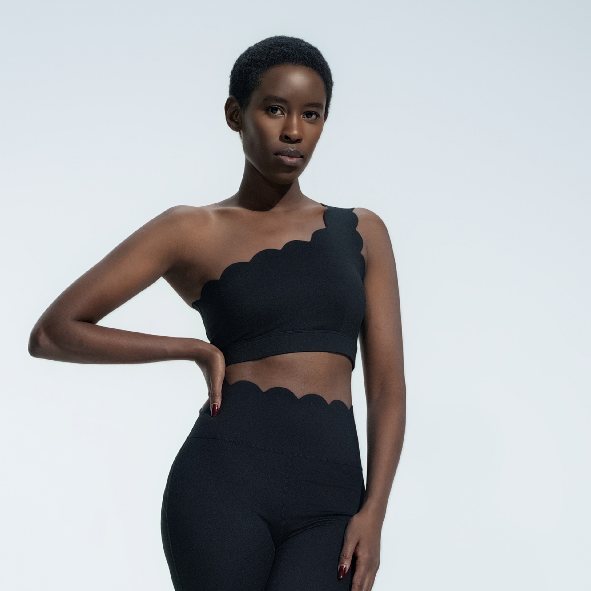 001 Schulterfreies Spitzentop, schweißableitend, eng anliegend, atmungsaktiv, angenehmes Tragegefühl, dünn, ideal für Sport, Outdoor, Fitness und Yoga_voghion.com