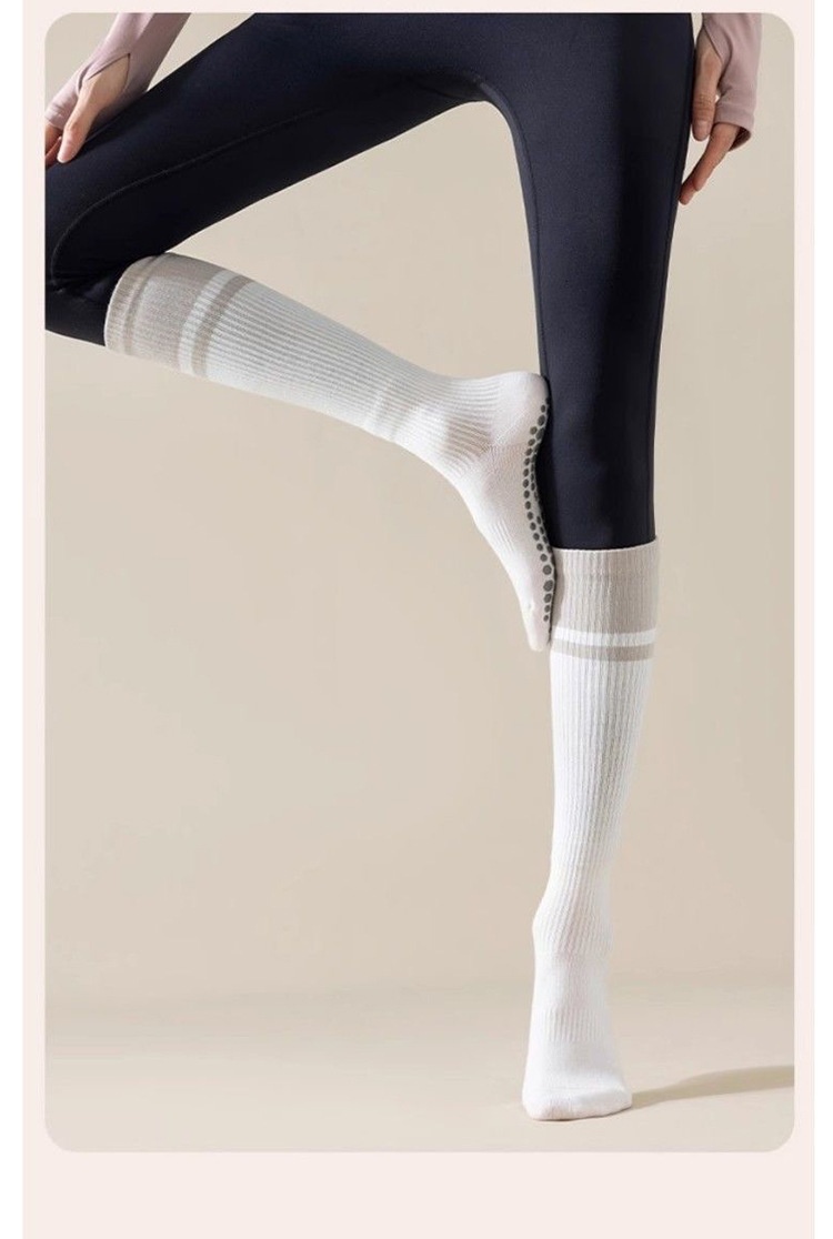 001 Yoga Socks Thin Non-Slip Mid-Calf Professional Compression Calf Pilates Summer Jump Rope Running Sports Fitness_voghion.com