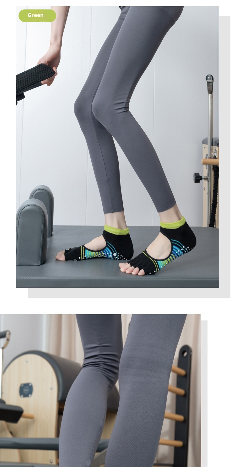 001 Pilates Women Professional Non-Slip Open Sports Fitness Toe Separator Striped Yoga Socks In Stock Wholesale_voghion.com