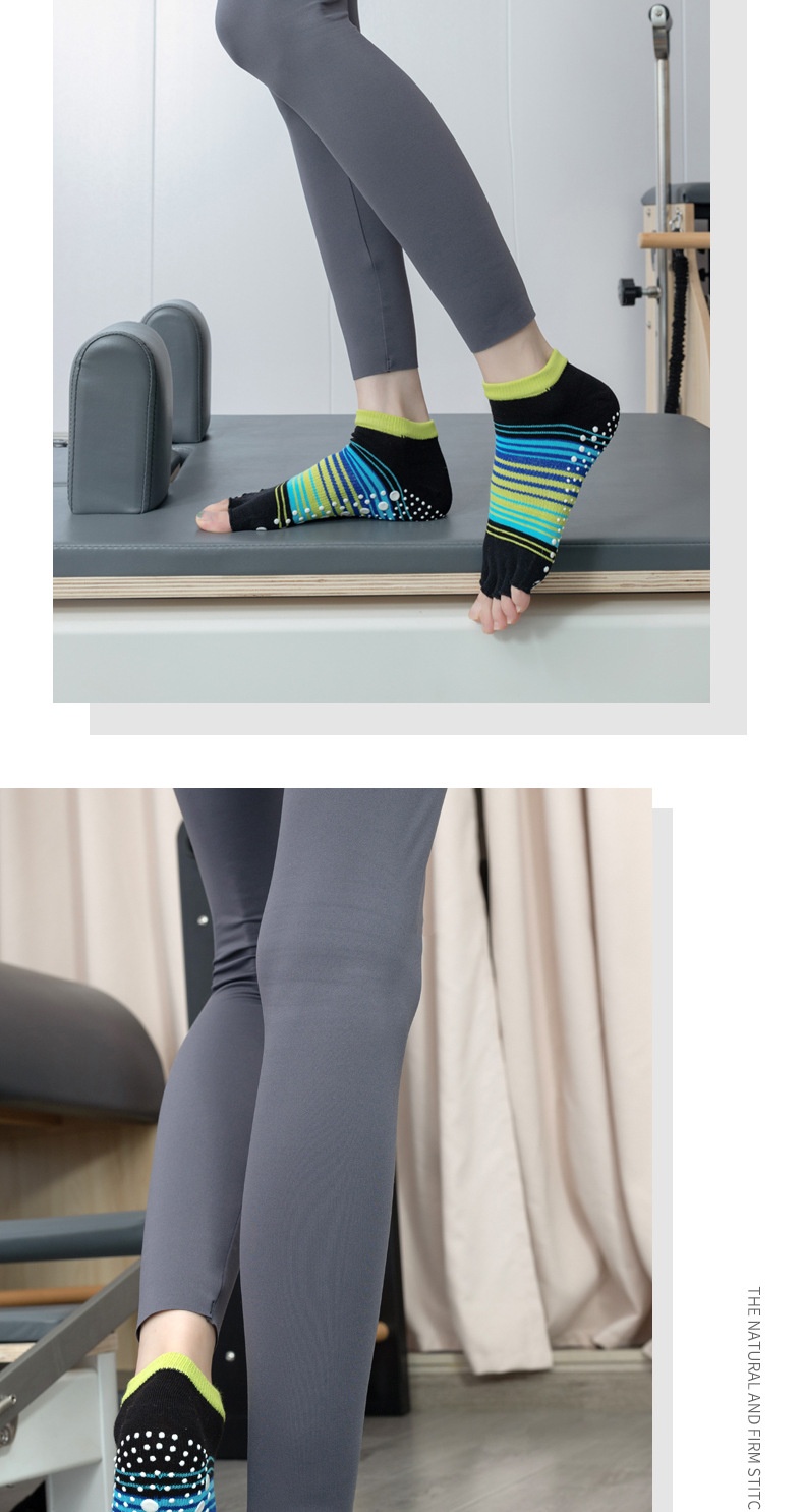 001 Pilates Women Professional Non-Slip Open Sports Fitness Toe Separator Striped Yoga Socks In Stock Wholesale_voghion.com