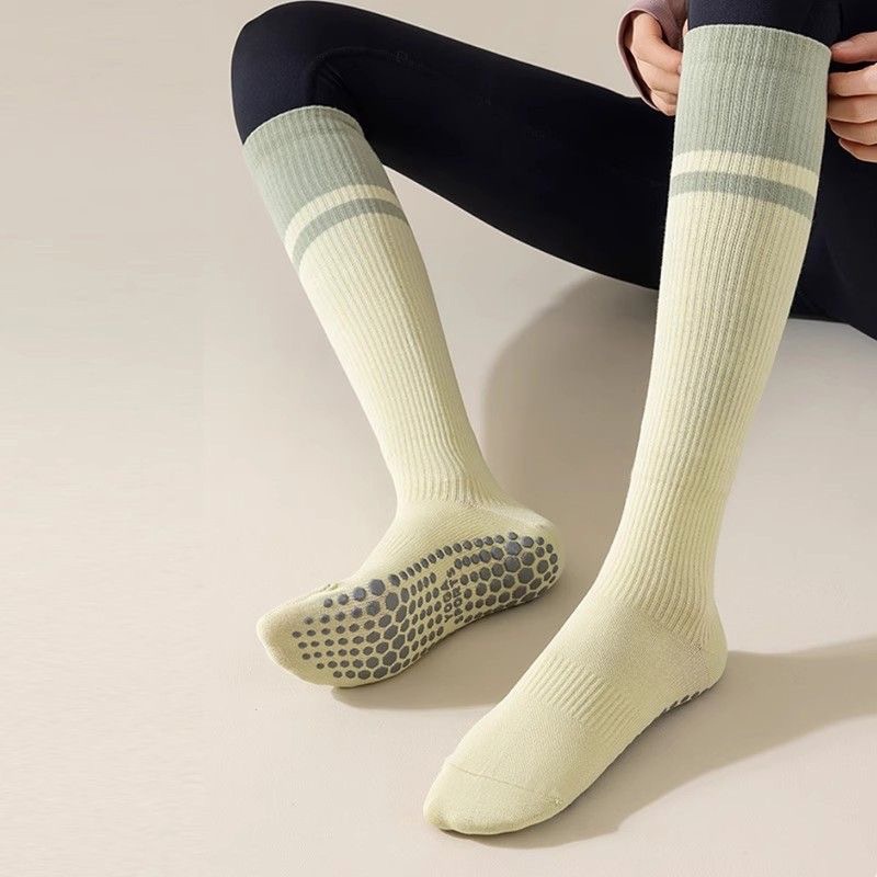 001 Yoga Socks Thin Non-Slip Mid-Calf Professional Compression Calf Pilates Summer Jump Rope Running Sports Fitness_voghion.com