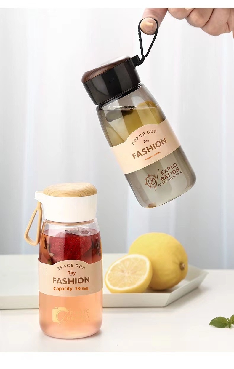 001 Spazio Uomini e Donne Studenti Sport Tè Portatile Anti-caduta All'aperto Piccolo Carino Casual Tazza d'Acqua in Plastica_voghion.com