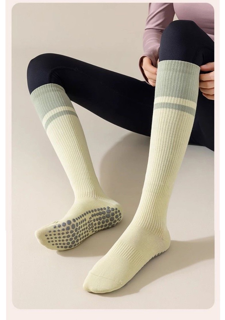 001 Yoga Socks Thin Non-Slip Mid-Calf Professional Compression Calf Pilates Summer Jump Rope Running Sports Fitness_voghion.com