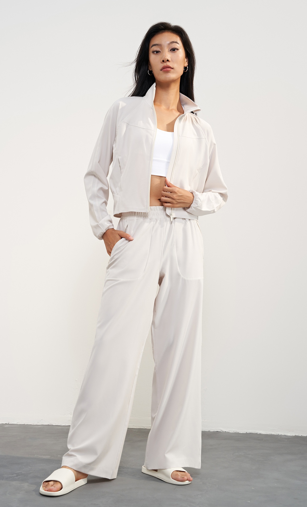 Chemise d'été ActiveGo UPF50+ à col montant tissée pour femme, veste courte amincissante de protection solaire pour l'extérieur, vêtements de sport amples pour le yoga_voghion.com