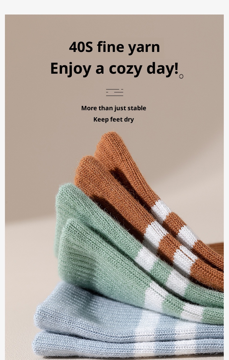 Chaussettes hautes antidérapantes spéciales yoga pour femmes, anti-odeurs, mi-mollet, style pilates, avec motif requin._voghion.com