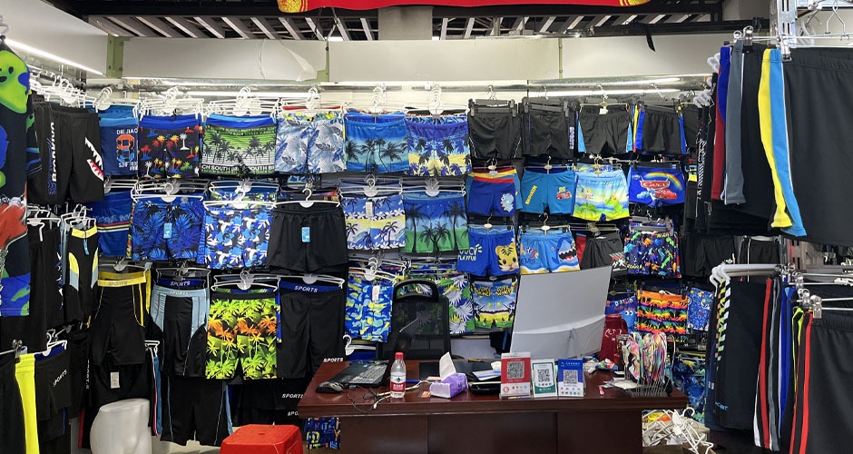 001 Herren-Boxershorts in Übergröße mit Farbblockmuster, atmungsaktiv, schnelltrocknend und bequem – ideal für Strand und Spa_voghion.com