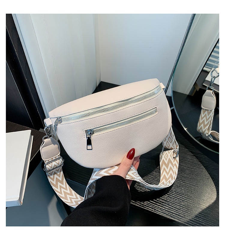 001 Cross-Border Chest For Women, New Fashionable Single Shoulder Versatile Large Capacity Saddle Trendy Waist Bag,_voghion.com