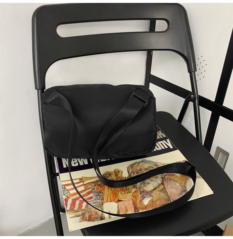 001 2024 Nuevo bolso bandolera pequeño y sencillo, estilo deportivo, informal y moderno de estilo coreano._voghion.com