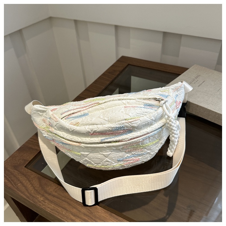 001 2025 Neue kleine Niche Umhängetasche für Damen, ideal für Studentinnen, mit Taillengürtel, weich, lässig und vielseitig._voghion.com