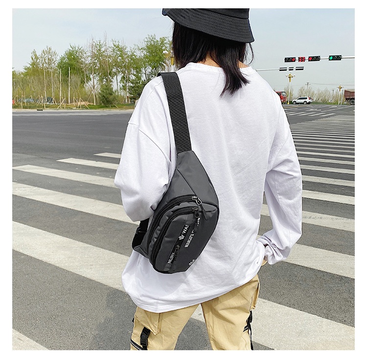001 Casual Trendy Waist For Men New Multi-purpose Cashier Phone Crossbody Outdoor Lightweight Travel Chest Bag Wholesale_voghion.com