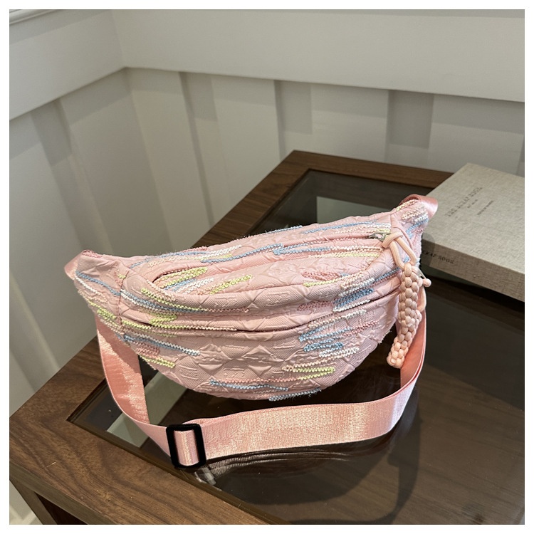 001 2025 Neue kleine Niche Umhängetasche für Damen, ideal für Studentinnen, mit Taillengürtel, weich, lässig und vielseitig._voghion.com