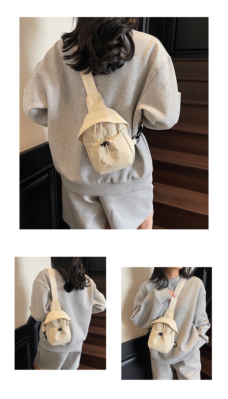 001 2025 Neue trendige modische Ruiying Damen kleine Outdoor-Schultertasche in Unifarben, wasserdicht_voghion.com