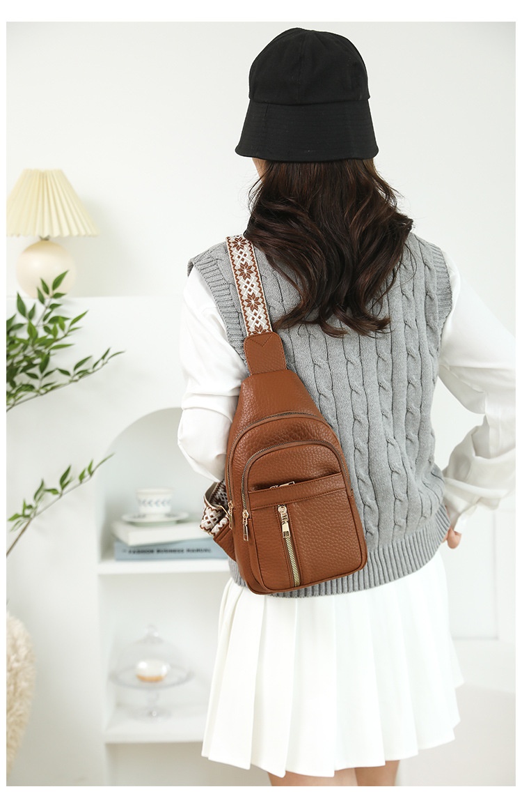 001 2025 Summer New Fashion Single Shoulder Crossbody Versatile PU Leather Large Capacity Casual Travel Women's Chest Bag_voghion.com